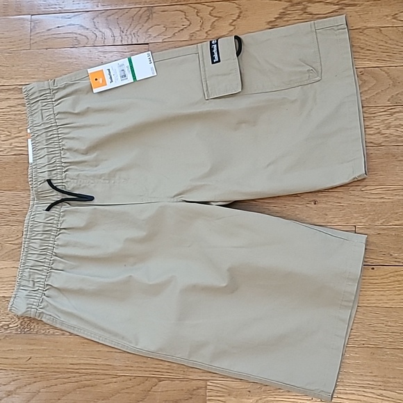 TIMBERLAND BRAND BOYS ELASTIC WAISTBAND PULL-ON KHAKI CARGO SHORTS SIZE LARGE - Picture 1 of 13